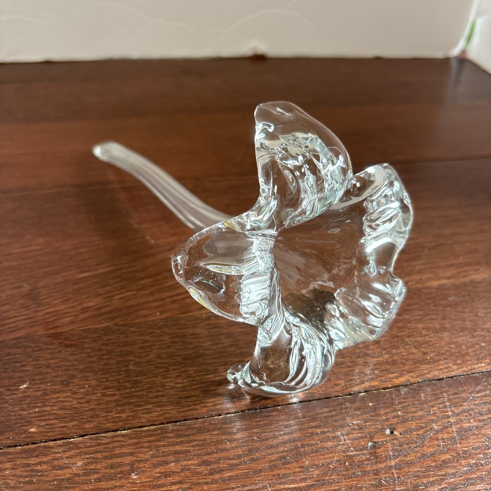 Vintage Art Glass Hand Blown 8 Inch Lily Clear Flower Single Bud